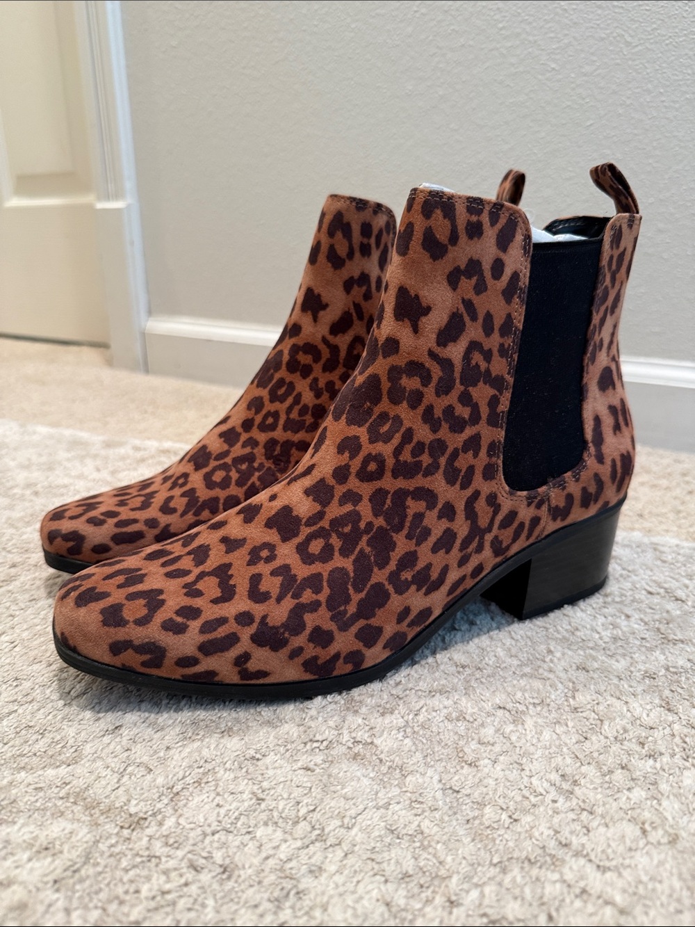 NWT A New Day Animal Print Booties Size 9.5 Brown Elle